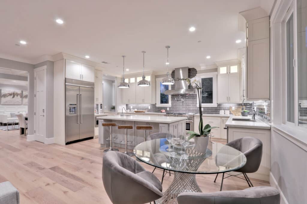 Saratoga kitchen corner view
