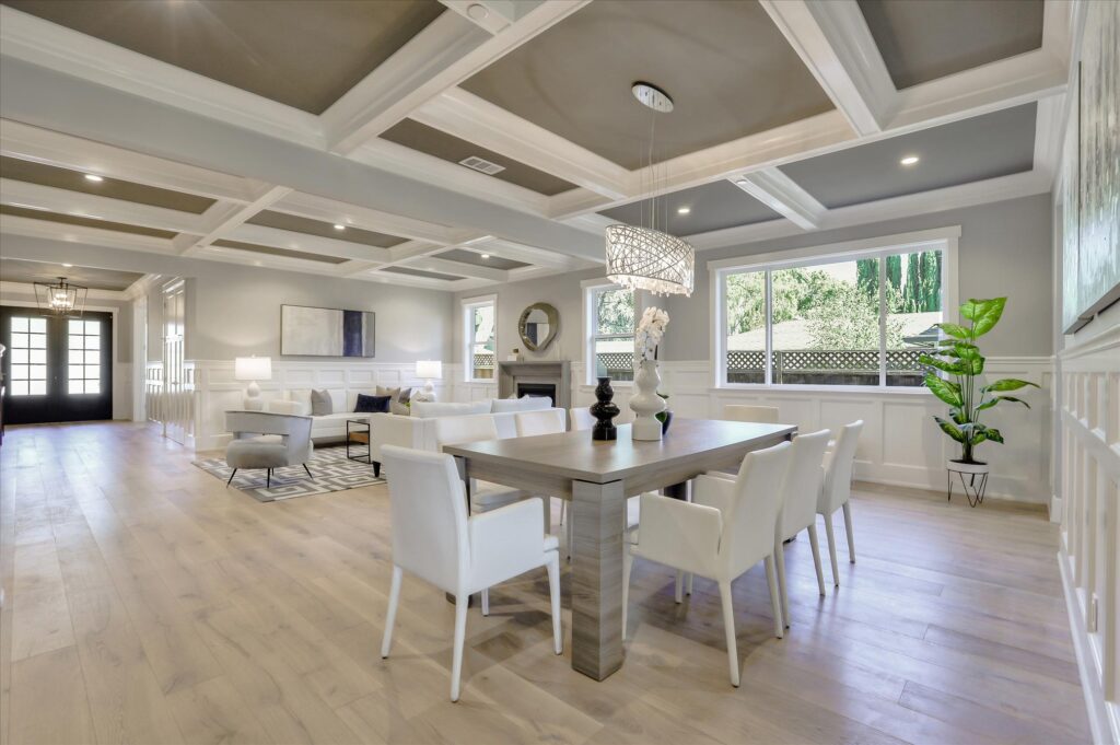 Los Gatos living area corner view