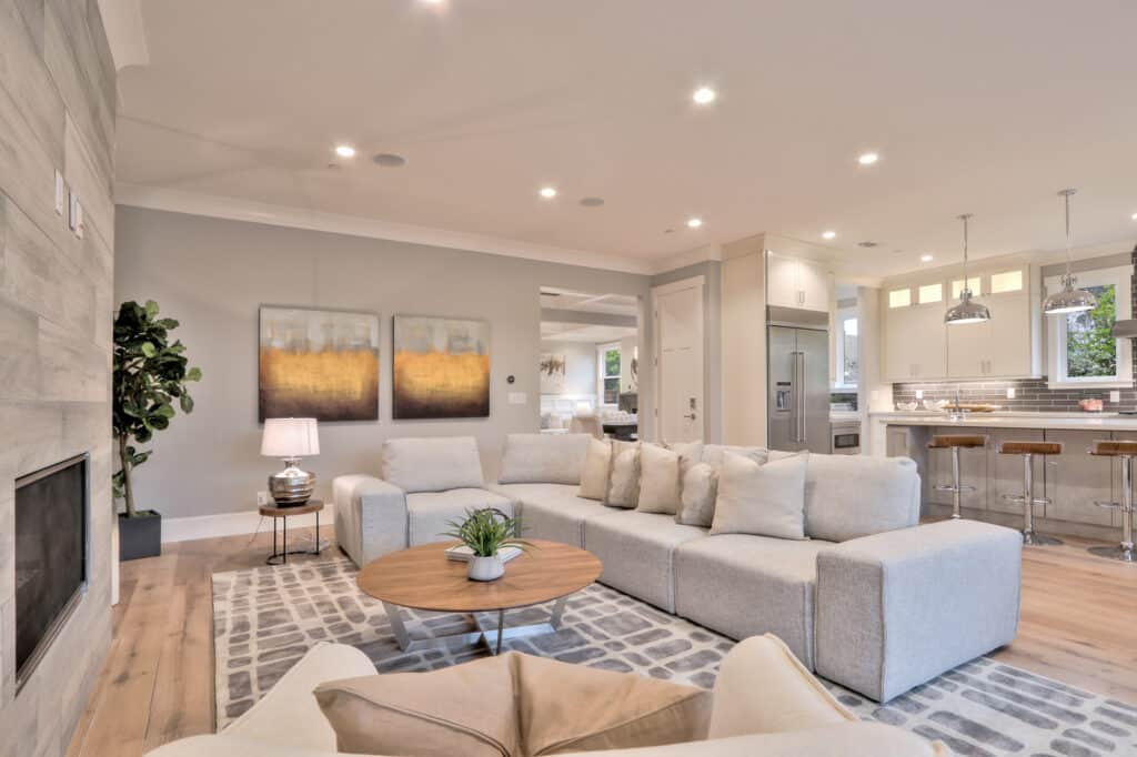 Saratoga living area