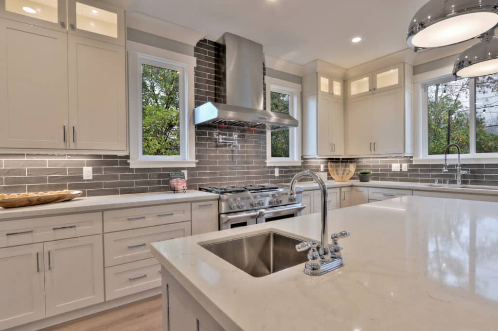 Saratoga kitchen