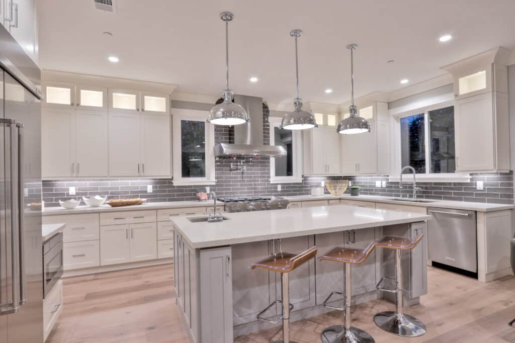 Saratoga kitchen