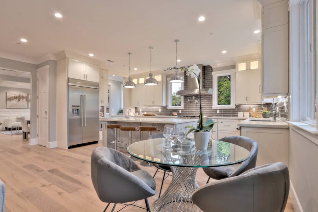 Saratoga kitchen corner view