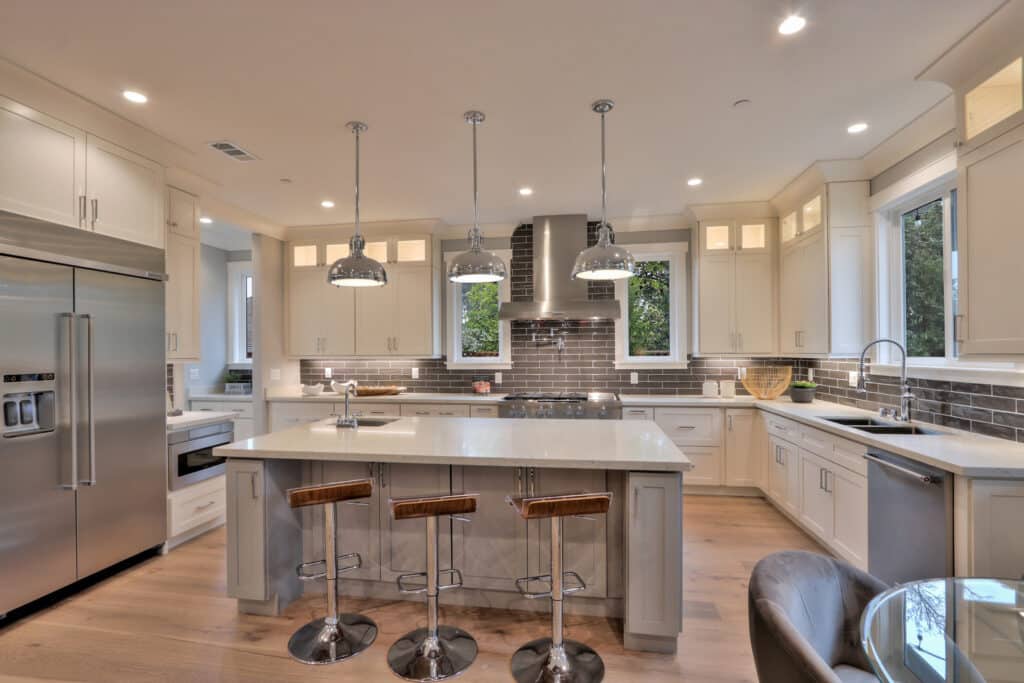 Saratoga kitchen