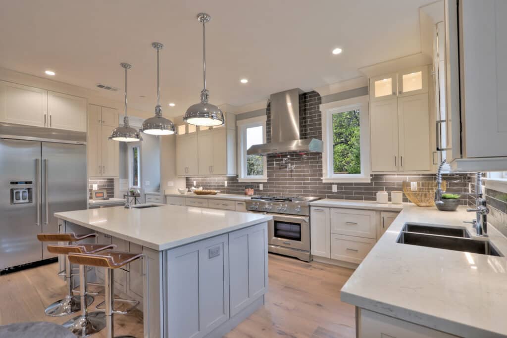 Saratoga kitchen side view