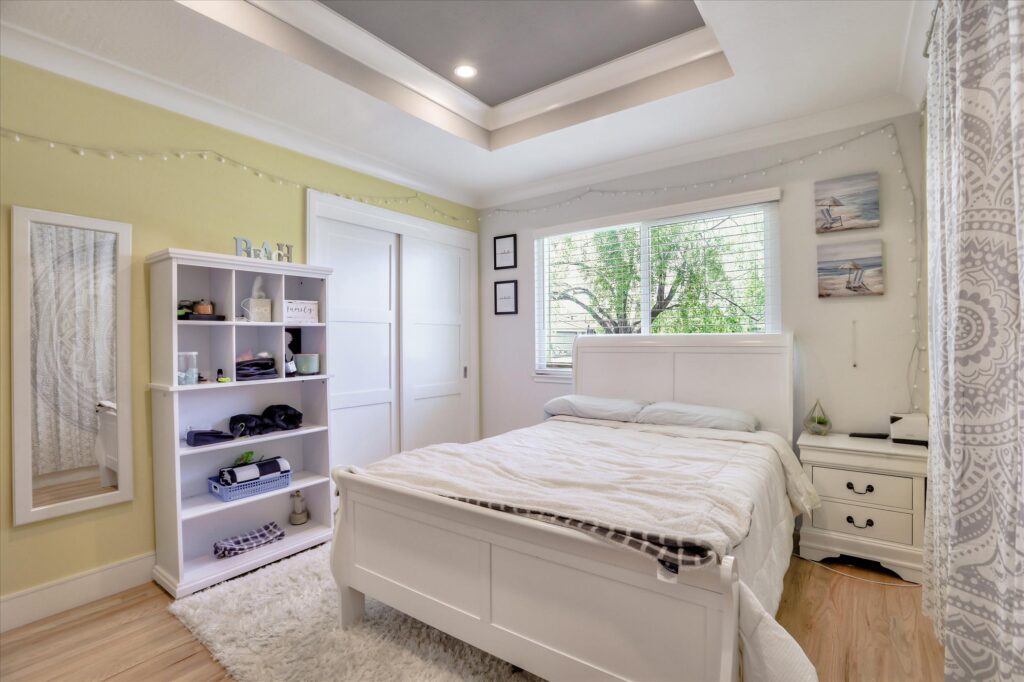 Oakdell bedroom