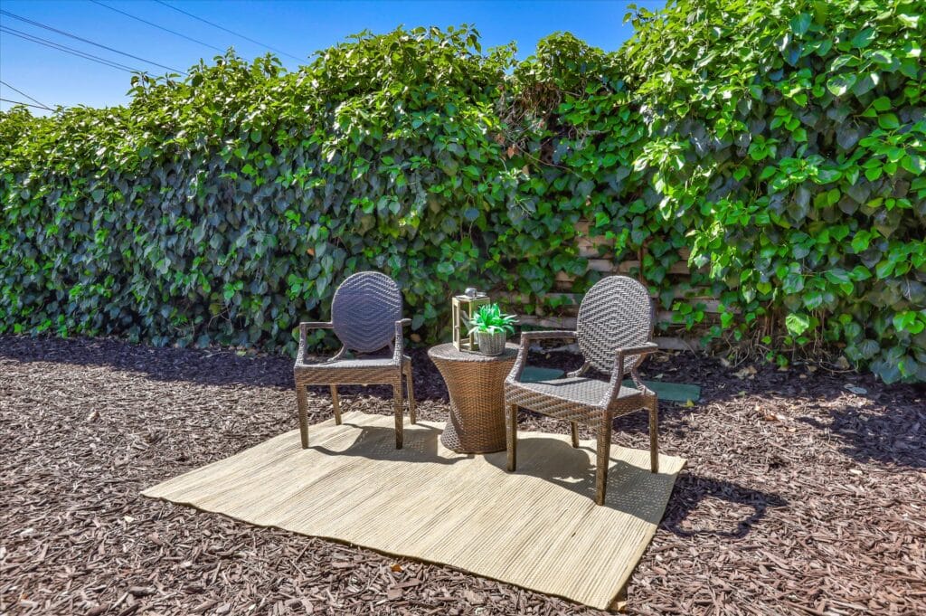 Los Gatos garden with chairs